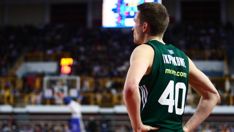 Σκιά του εαυτού του…