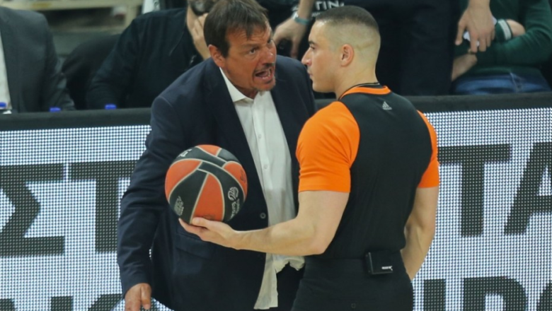 Οι διαιτητές στο Game 4 με τη Μακάμπι