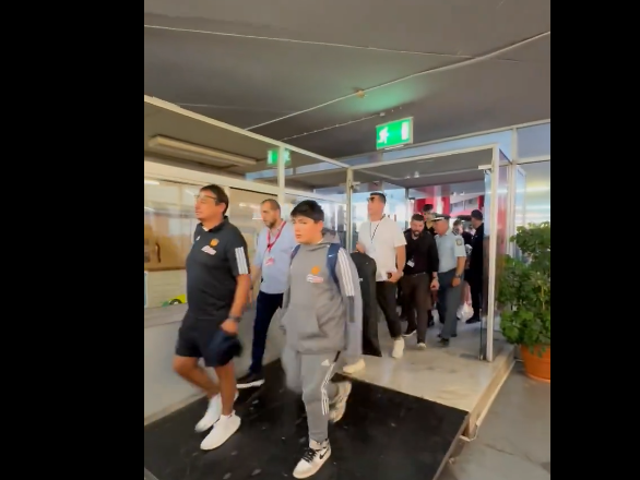 Λεκτική επίθεση στην αποστολή του Παναθηναϊκού από διαπιστευμένους του Ολυμπιακού στα αποδυτήρια του ΣΕΦ