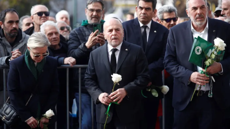 Πως να παρθούν σοβαρές αποφάσεις με τόσους μυρωδιάδες εκεί μέσα;