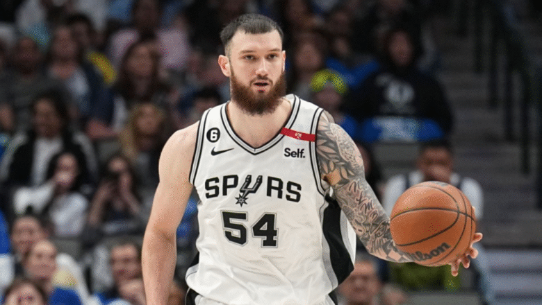 Βετάκης: “Στα ραντάρ του Παναθηναϊκού ο Μαμουκελασβίλι!”