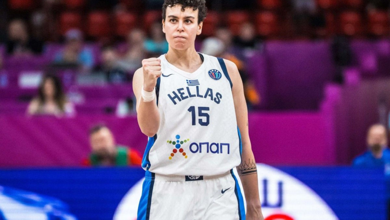 Στα πράσινα η Άρτεμις Σπανού!