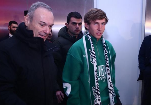 Αντίνο: “Να αφήνω και την ψυχή μου στο γήπεδο!”