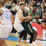 Άνετο πέρασμα από τη Μύκονο και περιμένει τον ΠΑΟΚ